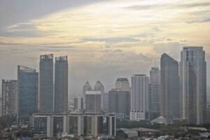 Tentu, mari kita susun artikel informatif tentang berita ekonomi makro yang mudah dipahami.
