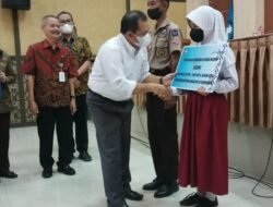 Pemerintah Gencar Tingkatkan Inklusi Digital: Luncurkan Program Beasiswa Digital untuk Pelajar Kurang Mampu