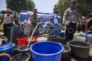 Pemerintah Percepat Distribusi Air Bersih di Daerah Kering: Solusi Nyata Atasi Krisis Air