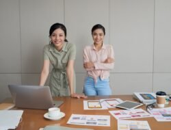 Kisah Inspiratif Pengusaha Perempuan: Menoreh Prestasi di Era Modern