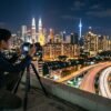Tips Fotografi Malam Hari Untuk Menangkap Keindahan Cahaya Lampu Di Kota
